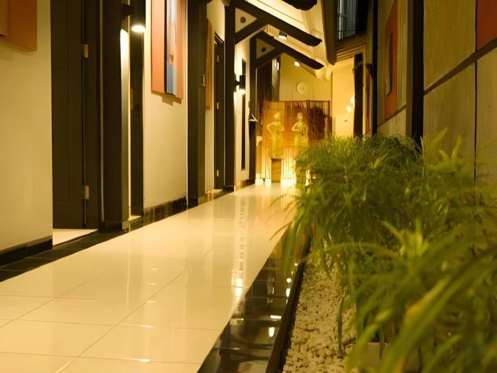 Puri Chorus Boutique Hotel Pakualaman Esterno foto