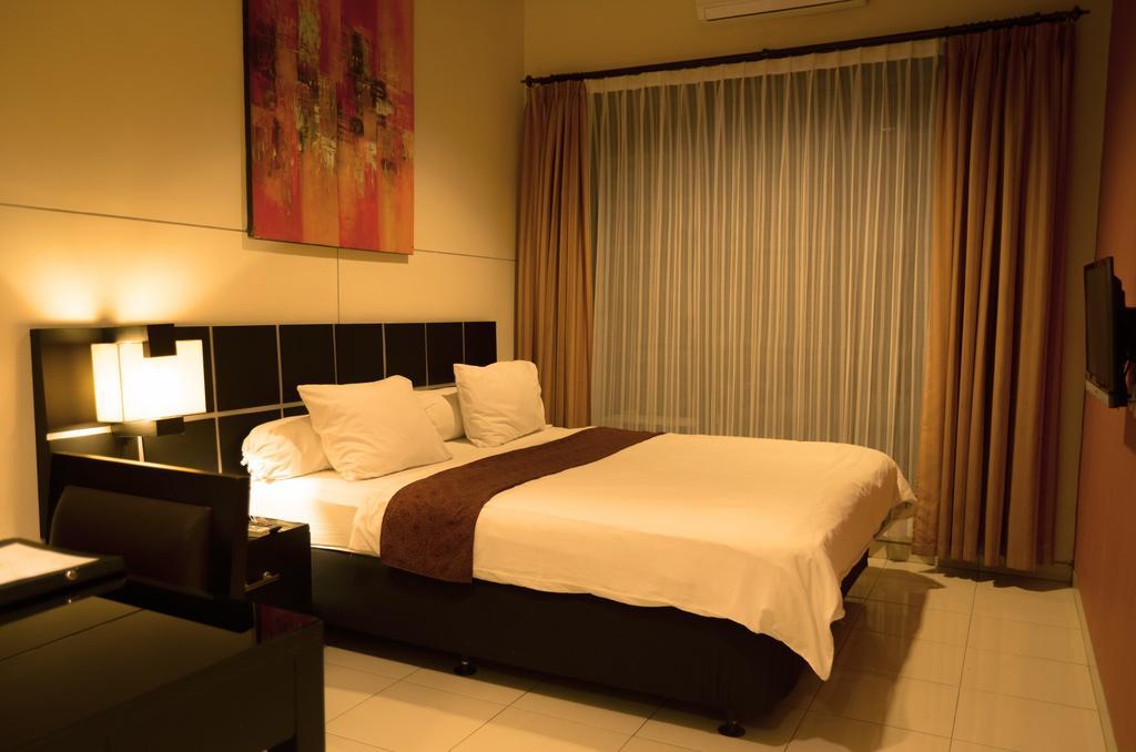 Puri Chorus Boutique Hotel Pakualaman Esterno foto